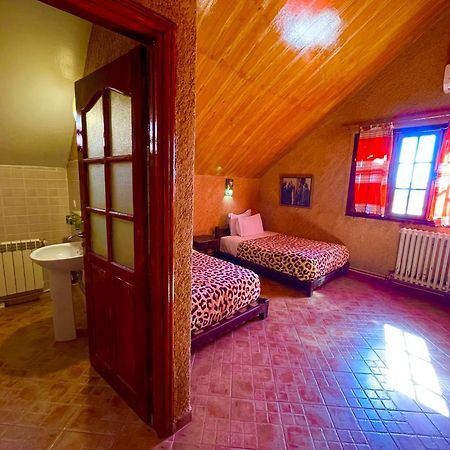 Ferme D'Hote La Vallee Азру Екстер'єр фото