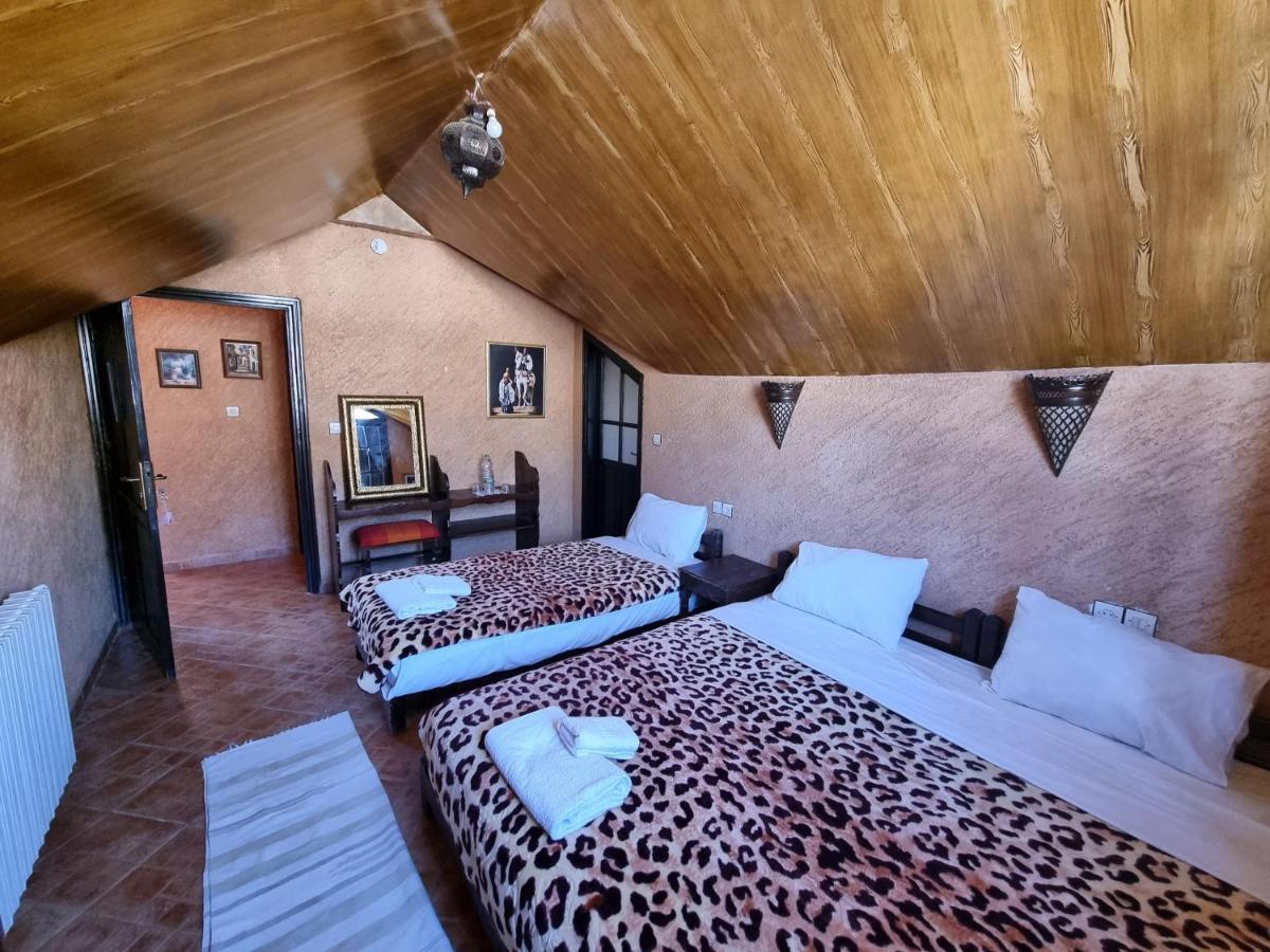 Ferme D'Hote La Vallee Азру Екстер'єр фото