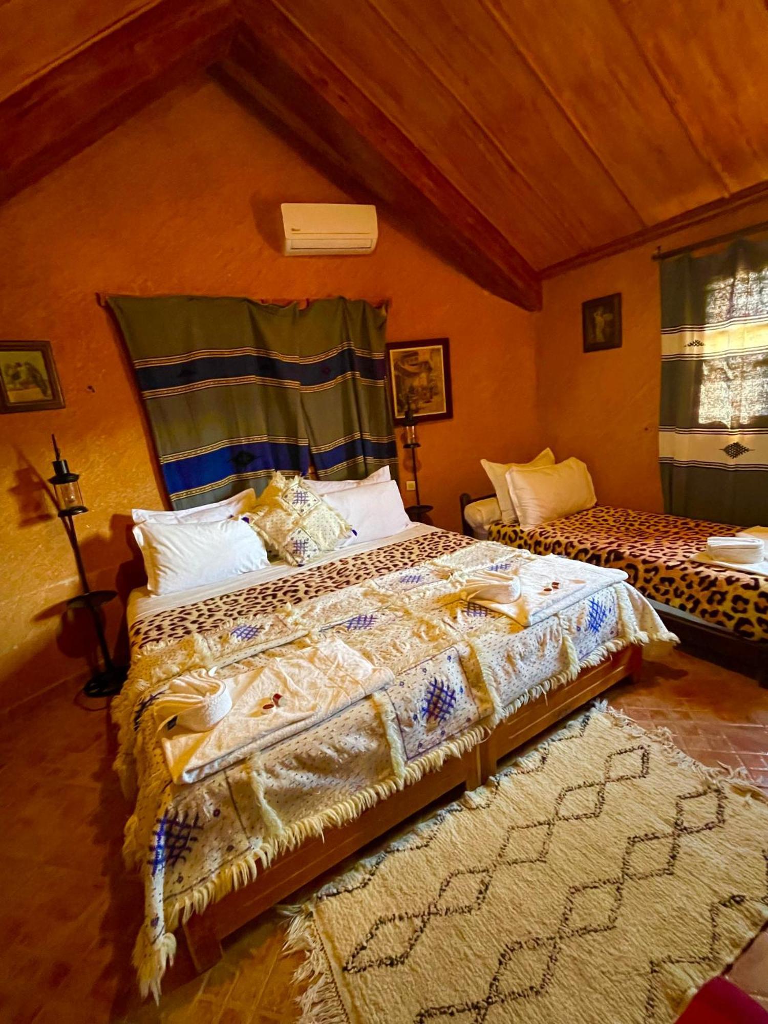 Ferme D'Hote La Vallee Азру Екстер'єр фото